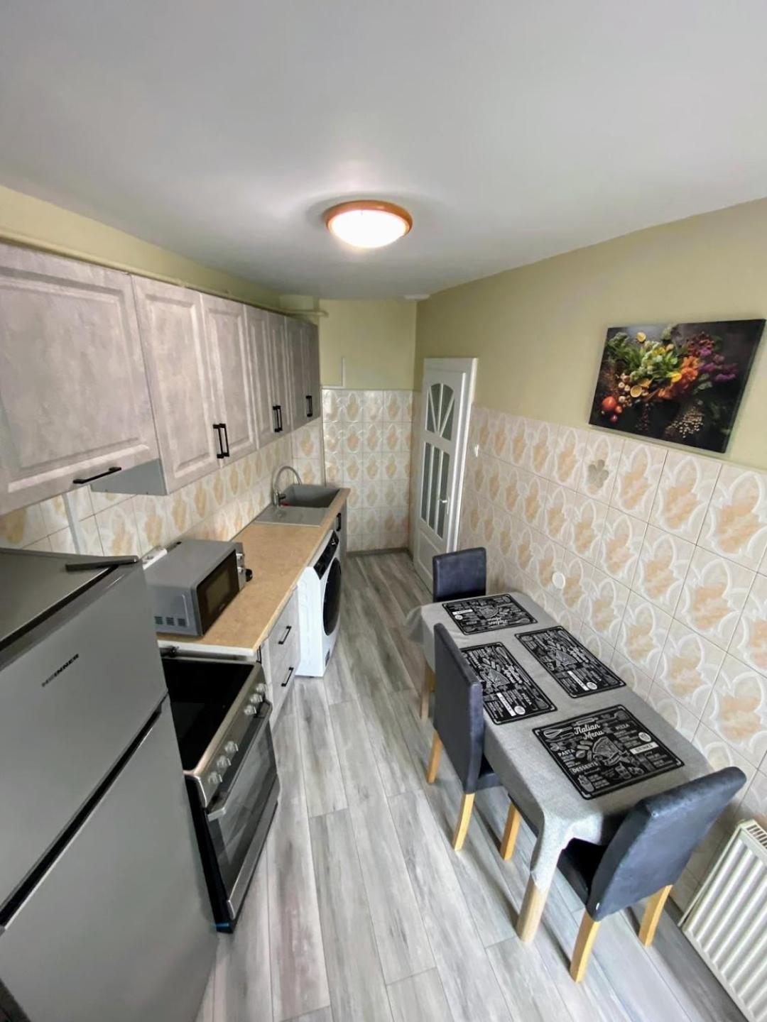 Azur Apartment Sibiu Exterior photo